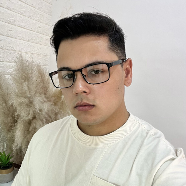 Armação de Óculos AQ240504 Retangular Preto e Vermelho